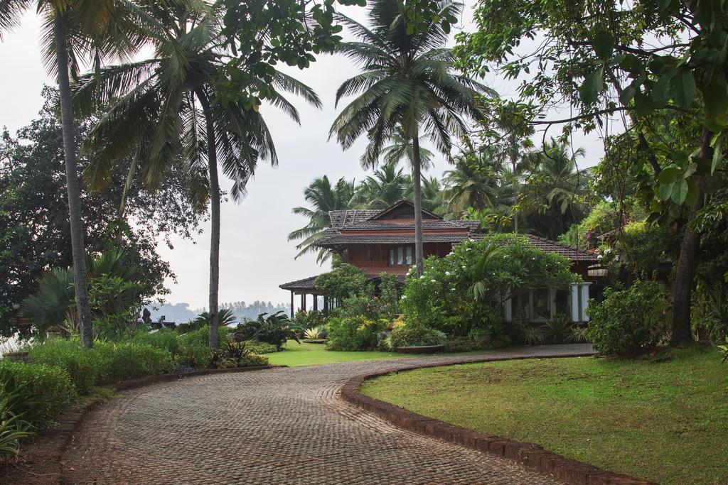 Ahilya By The Sea Hotel Nerul  Bagian luar foto