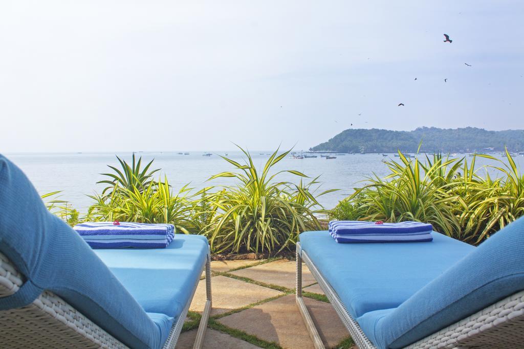 Ahilya By The Sea Hotel Nerul  Bagian luar foto