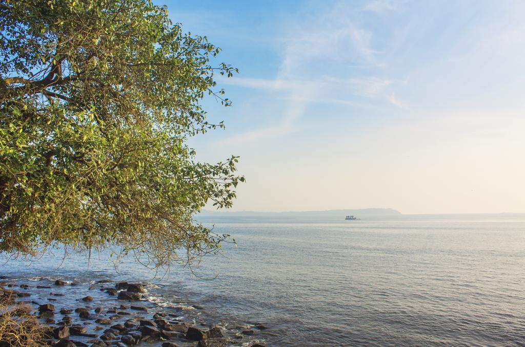 Ahilya By The Sea Hotel Nerul  Bagian luar foto